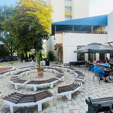 Hotel Silvana Buzias Exterior photo